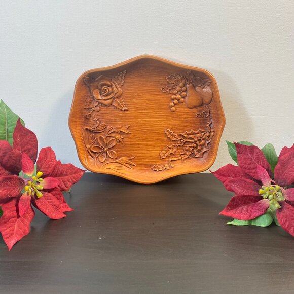 Vintage Faux Wood Tray, Four Seasons Plate, 12”X10” 1959 USA, Flower Raised Holl - Picture 2 of 10